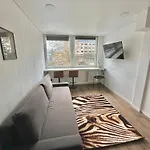 комфортная современная студия в центре