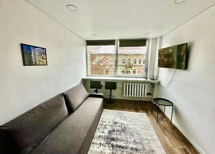 комфортная современная студия в центре