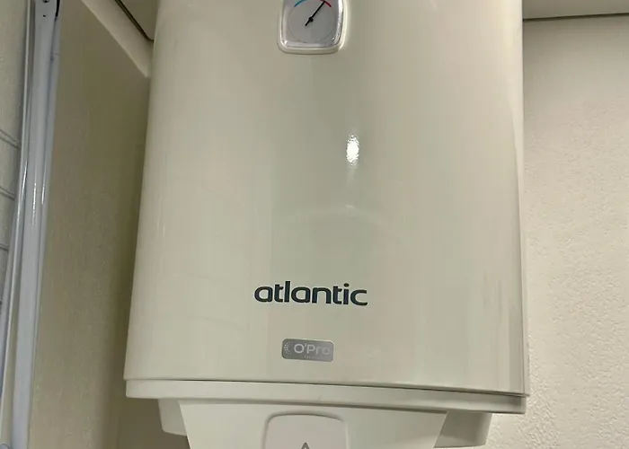 комфортная современная студия в центре 4*