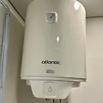 комфортная современная студия в центре 4*