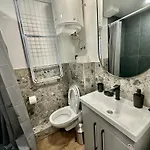 комфортная современная студия в центре