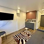 Hotel комфортная современная студия в центре